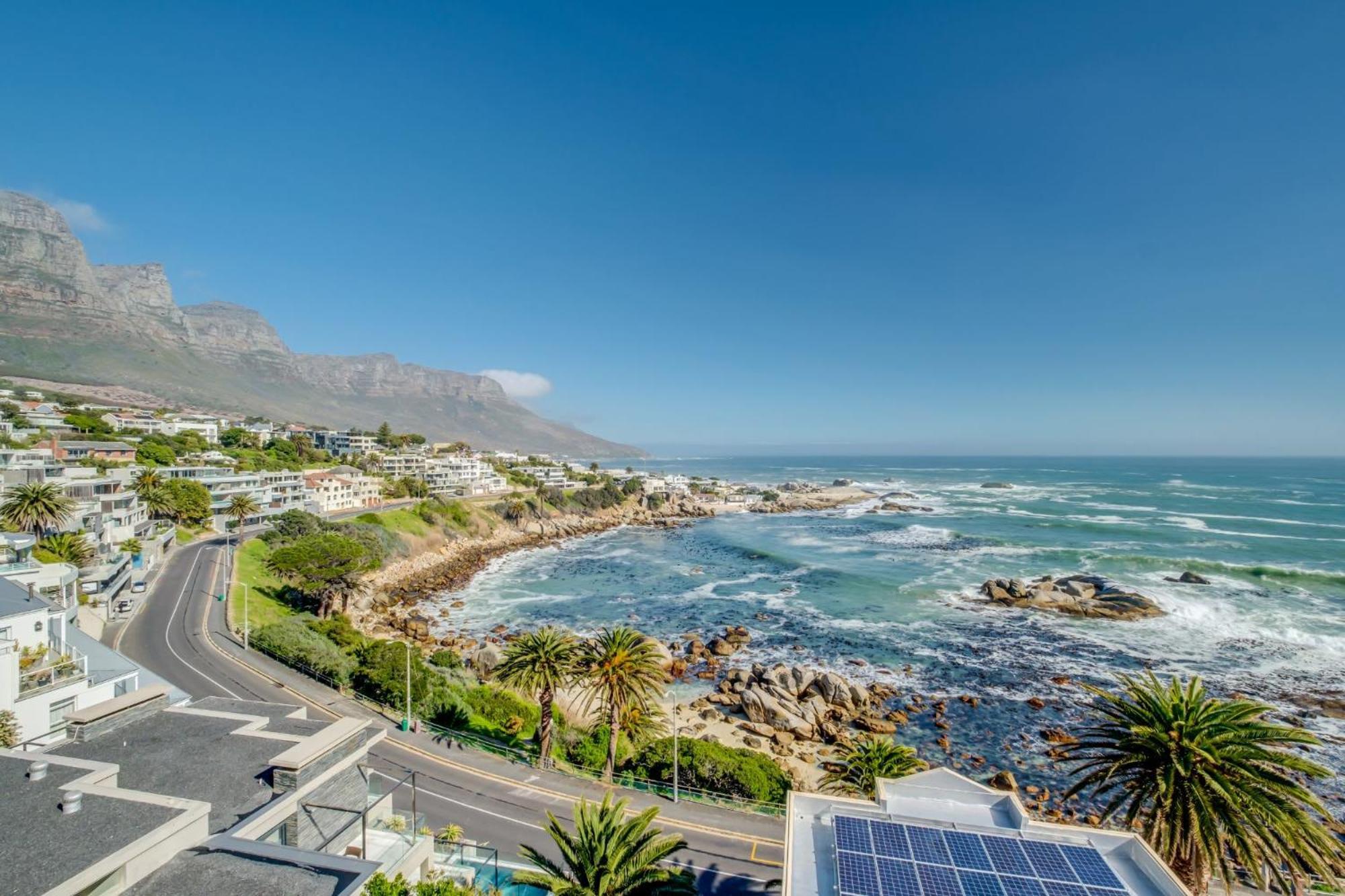 Camps Bay Terrace Penthouse Apartment Кейптаун Екстериор снимка